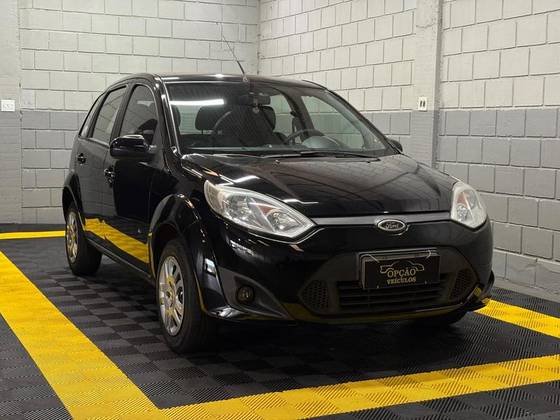 FORD FIESTA 1.0 ROCAM S 8V FLEX 4P MANUAL FORD FIESTA 1.0 ROCAM S 8V FLEX 4P MANUAL
